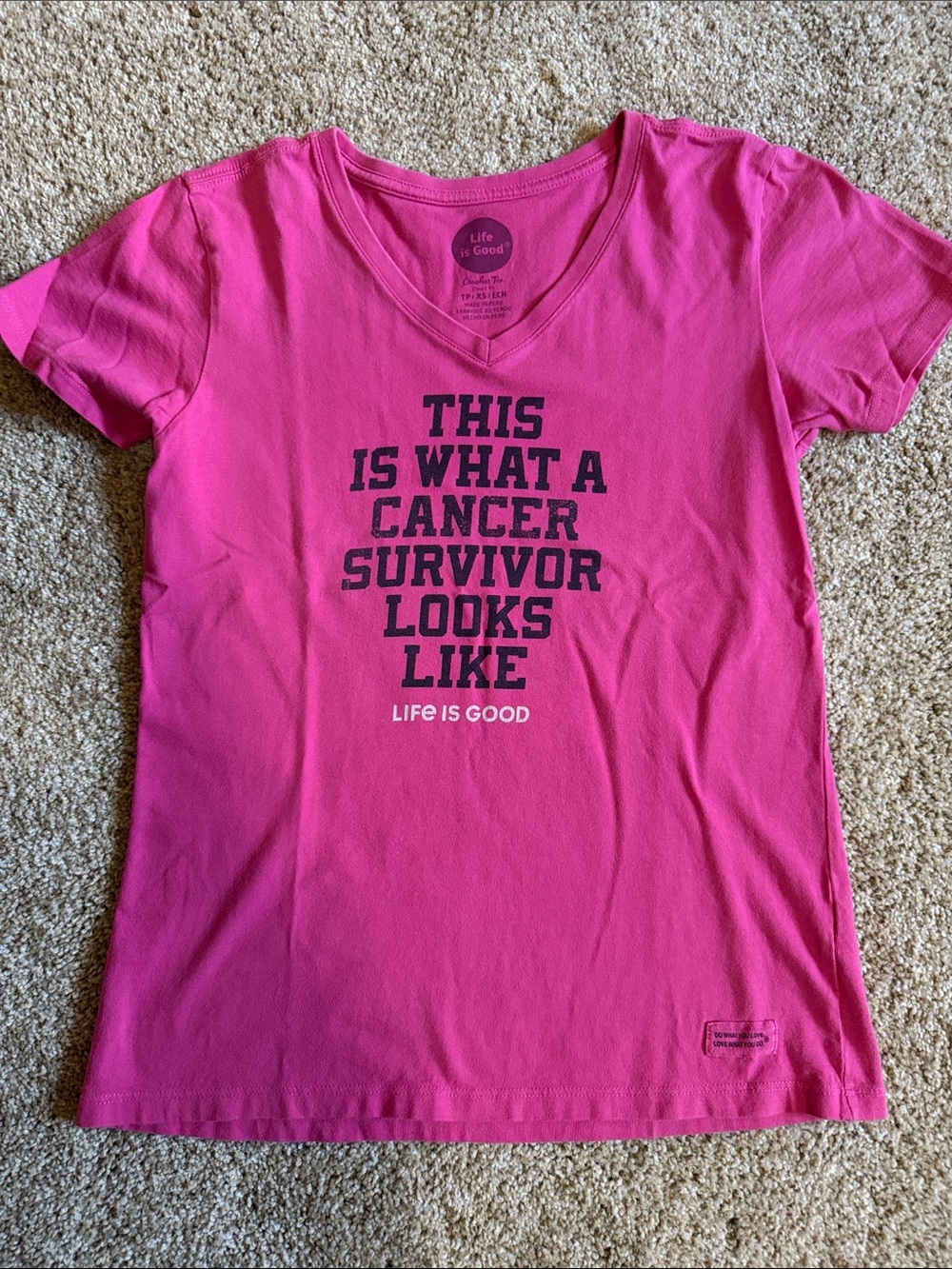 Life Is Good Women's Hot Pink V-Neck 'Cancer Survivor' Tee